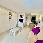 Cozy Estudio En Edificio Jupiter *