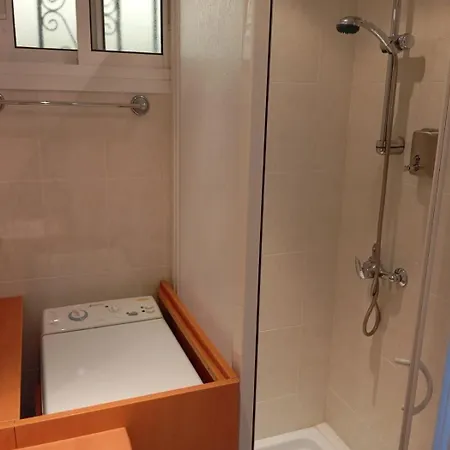 Cozy Estudio En Edificio Jupiter Бенальмадена